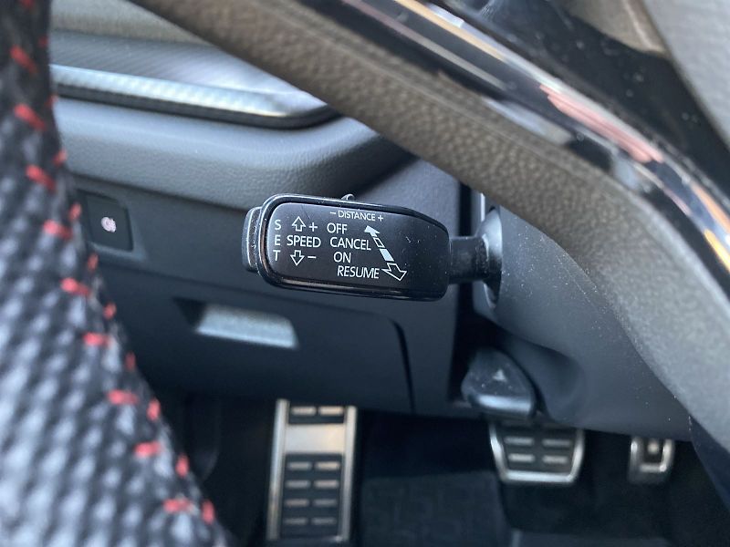 Škoda Octavia (2022) Combi 2.0 TDI 4x4 DSG RS - fotka 14 z 35