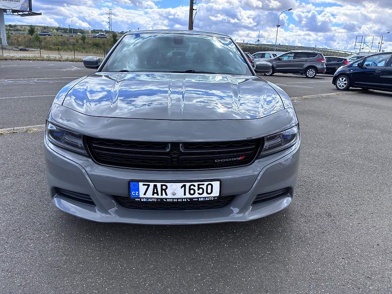 Dodge Charger (2018) - fotka 2 z 20