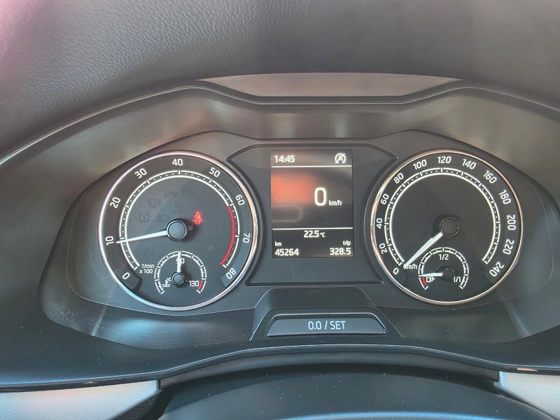 Škoda Kamiq (2021) 1,0TSI 81KW AMBITION - fotka 7 z 26
