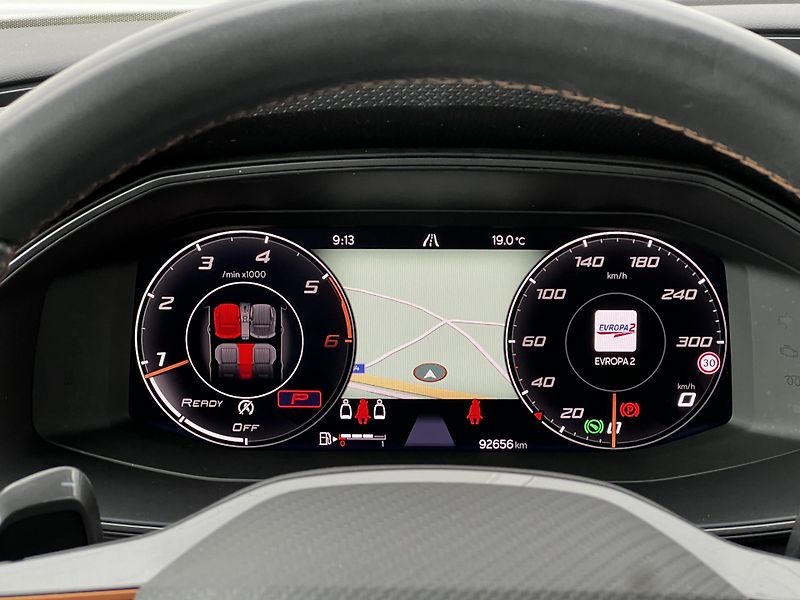 Cupra Leon ST 2.0TDI 110kW DSG 1.Maj DPH - fotka 10 z 25