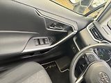 Toyota RAV4 (2022) ACTIVE 2.5HYBRID 131kW 4WD TAŽ - náhled 11