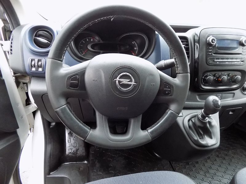 Opel Vivaro (2017) 1.6DCI/L2H1/klimatizace/ - fotka 19 z 28