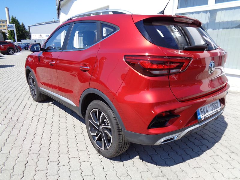 MG ZS 1,0i 111 PS,AT,Excl,MÁLO KM! - fotka 3 z 31