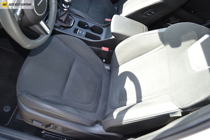 Hyundai Tucson 25 1,6 TGDI  20 Years Luxury - fotka 26 z 66