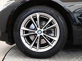 BMW Řada 5 (2019) 520d xDrive, 4X4, Automat - náhled 15