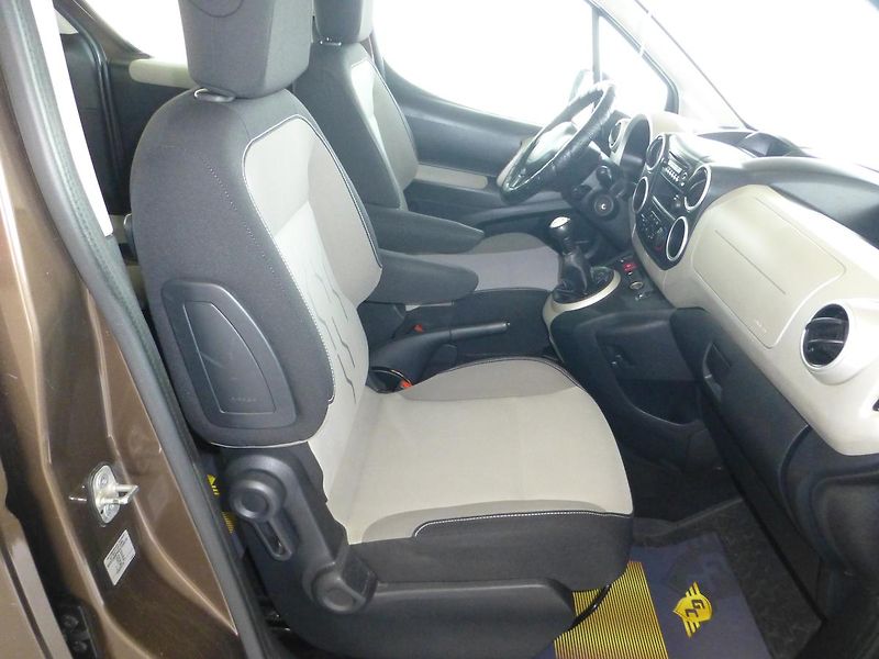 Peugeot Partner Tepee (2013) 1,6HDI*KLIMATIZACE - fotka 17 z 22