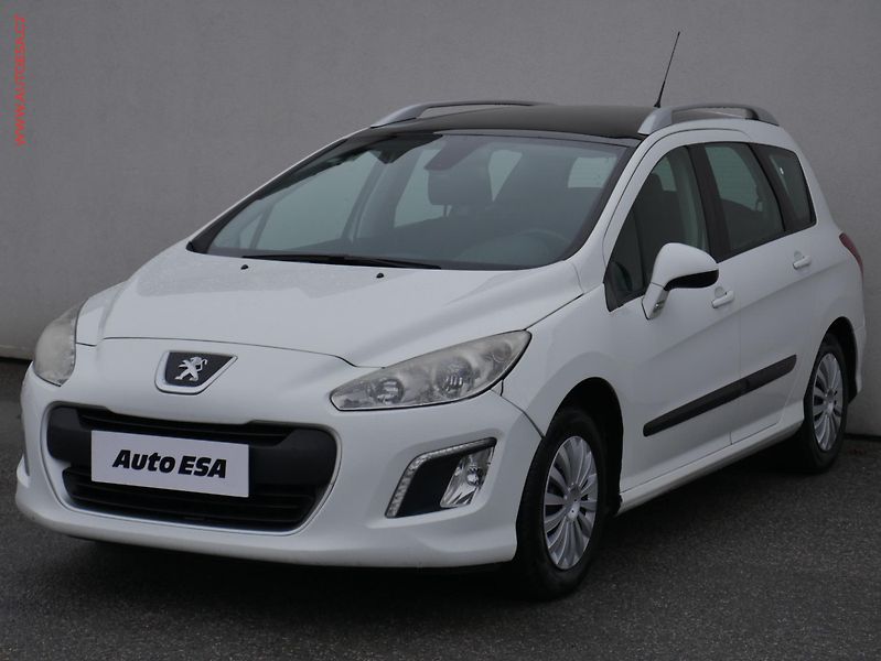 Peugeot 308 (2013) 1.6 HDi, AC, panor - fotka 3 z 18