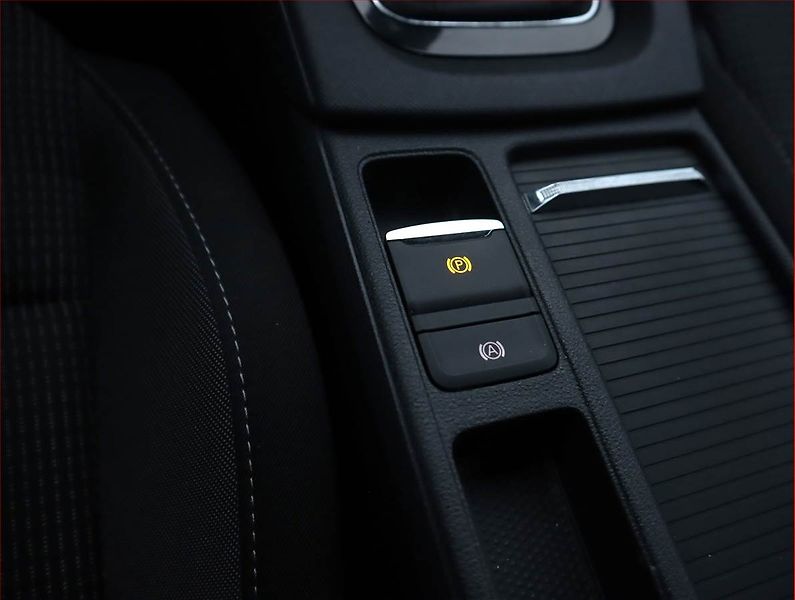 Škoda Octavia (2021) 2.0 TDI, Serv.kniha, Tempomat - fotka 20 z 21