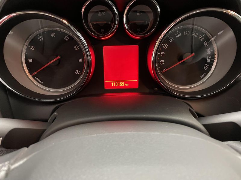 Opel Astra 1.4 i ČR 1.MAJITEL SERVISKA  - fotka 23 z 24