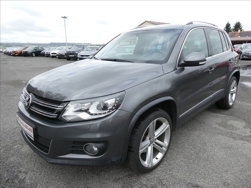 Volkswagen Tiguan 2,0 TDi 110kW Lounge DSG, 4x4 - fotka 3 z 54