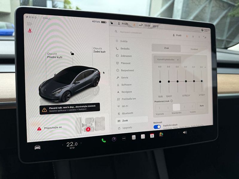 Tesla Model 3 REZERVACE - fotka 27 z 41