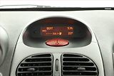 Peugeot 206 (2006) 1.6 HDi, po STK, Tažné, Klima - náhled 9