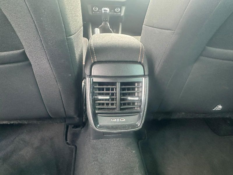 Škoda Scala (2019) 1.6TDi, 85KW - fotka 25 z 32