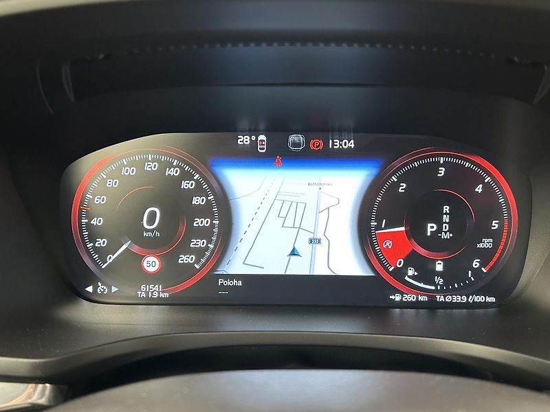 Volvo V60 2.0  B4 4x4 Cross Country PRO - fotka 16 z 25