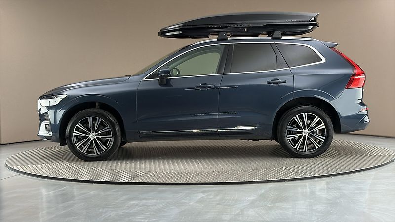 Volvo XC60 2.0 B5 AUT AWD Inscription - fotka 4 z 35