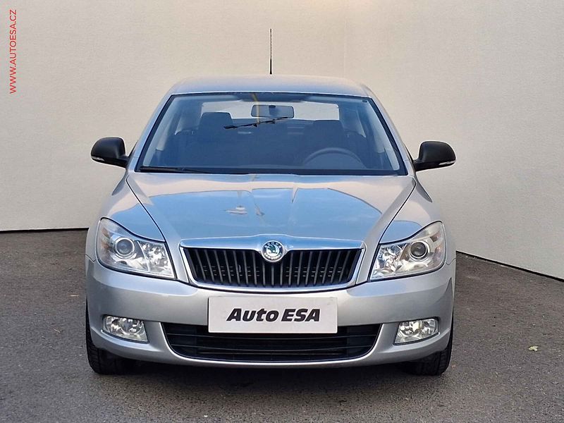Škoda Octavia (2009) 1.6MPi, 2.maj,ČR, El.výbava - fotka 2 z 14