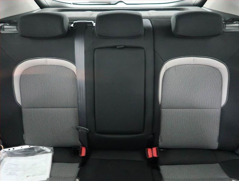 Kia Ceed (2012) 1.6 CRDi, Serv.kniha, Tempomat - fotka 10 z 19