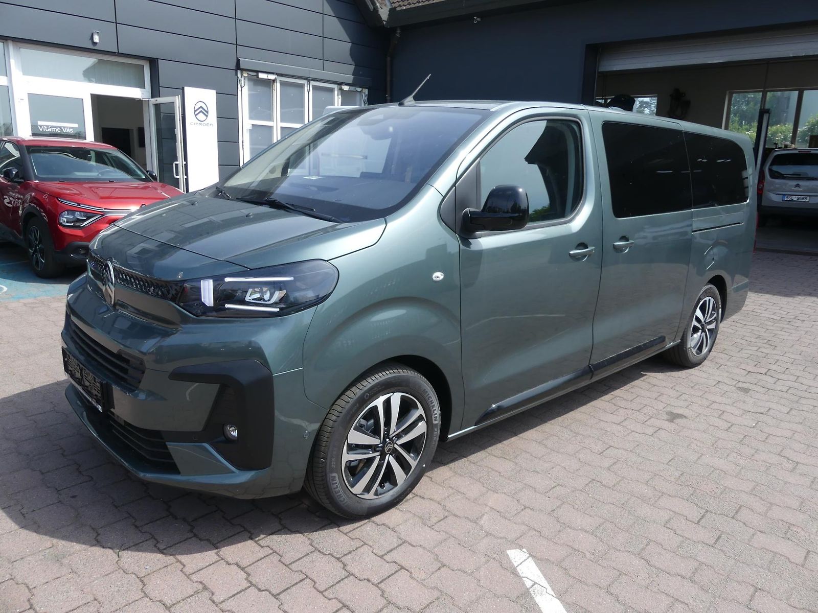 Citroën SpaceTourer SHINE L3 2.2 BlueHDi 180 VIP 