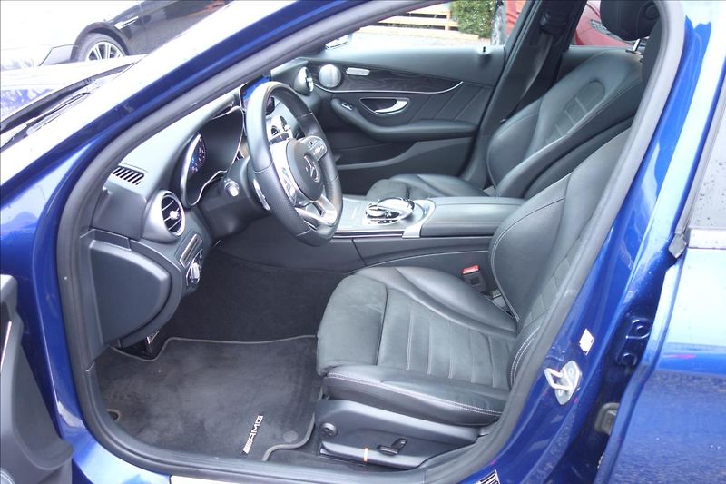 Mercedes-Benz Třídy C 220 CDi,ČR,1 MAJ.,4M,AMG. - fotka 10 z 43