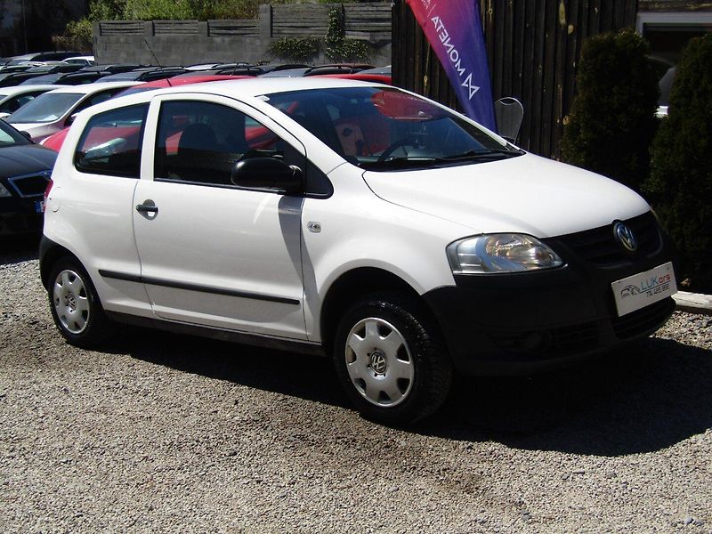 Volkswagen Fox (2008) 1.2i - fotka 7 z 30
