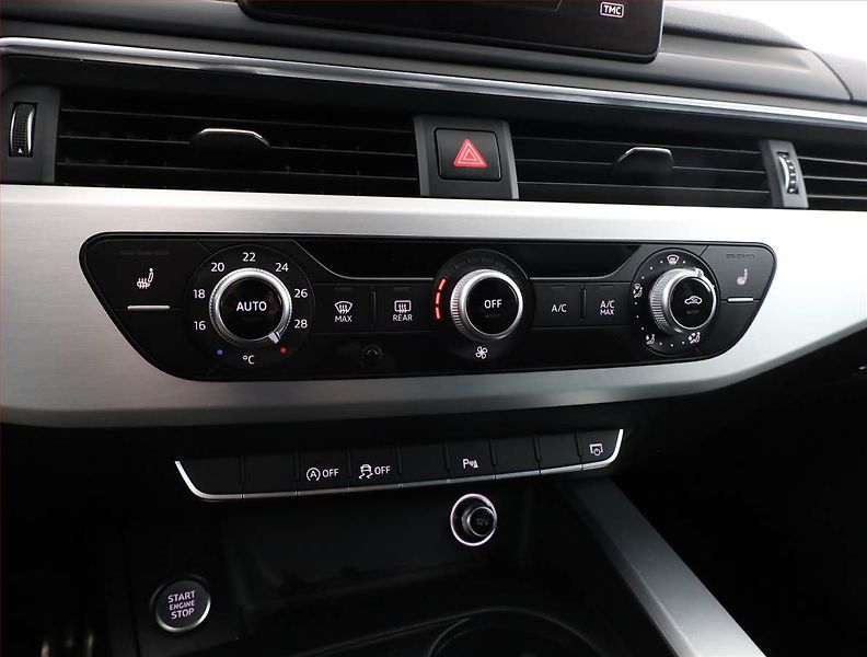 Audi A4 (2016) S-Line 2.0 TDI, Automat - fotka 13 z 19