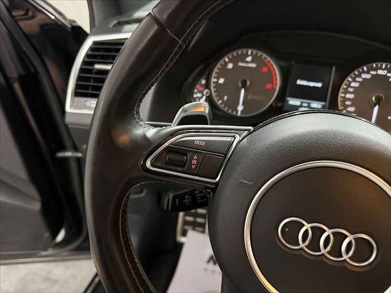 Audi SQ5 3,0   TDI 313HP QUATTRO BI-XEN - fotka 11 z 41