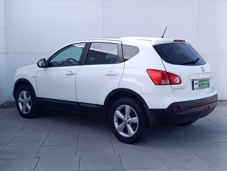 Nissan Qashqai 1,5 DCi Navi Kamera Panorama - fotka 11 z 31