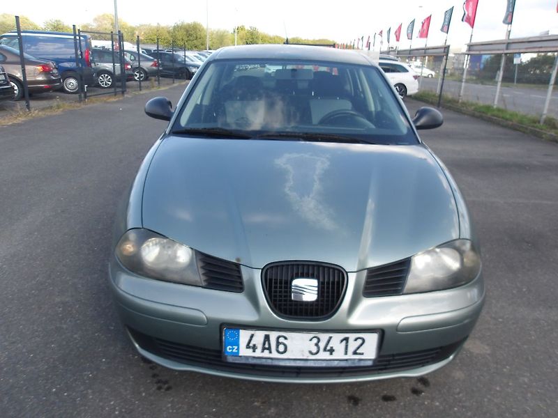 Seat Cordoba 1,2i ČR 2.MAJITEL ! - fotka 6 z 29