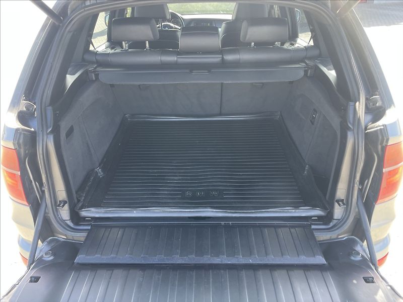 BMW X5 3,0 XDRIVE 40D M-Paket CZauto - fotka 9 z 33