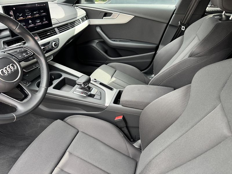 Audi A4 (2022) A4 35TDI, Stronic, Tažné, Led - fotka 17 z 36