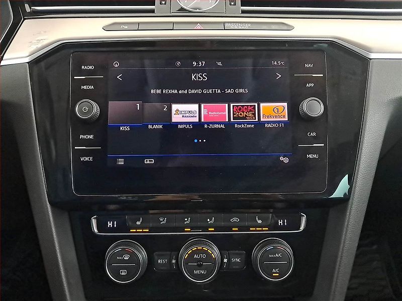 Volkswagen Passat (2017) Highline 2.0 TDI, Automat - fotka 12 z 19