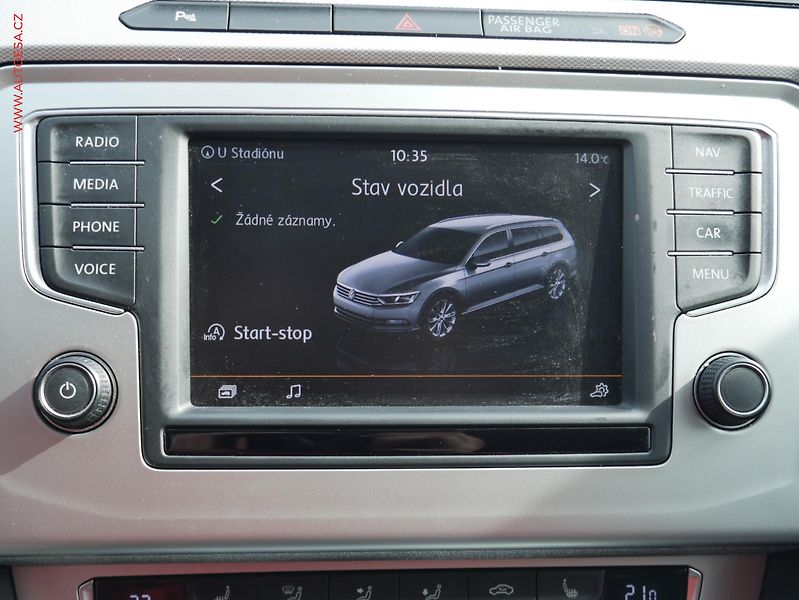 Volkswagen Passat (2015) 2.0TDi, AC, LED, park.asist - fotka 14 z 24