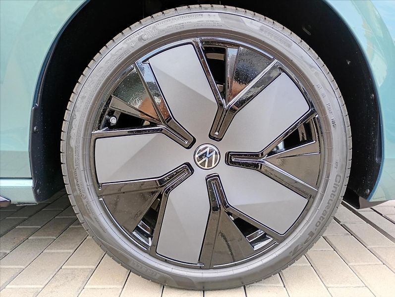 Volkswagen Passat (2026) 2,0 TDI 142kW 7DSG  R-Line Peo - fotka 9 z 19