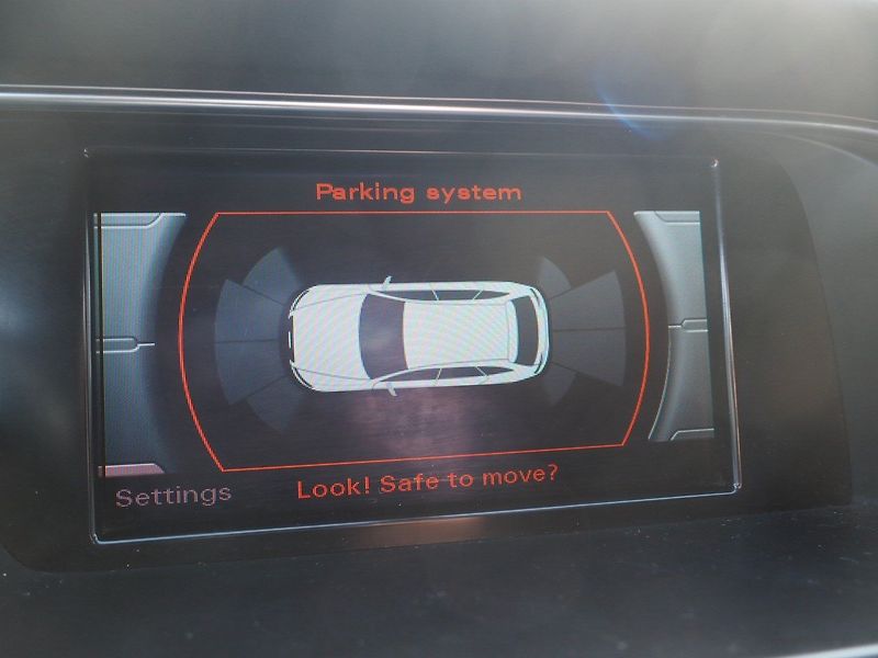 Audi A4 (2013) 2.0 TDI, 4x4, AT, S-Line - fotka 36 z 39