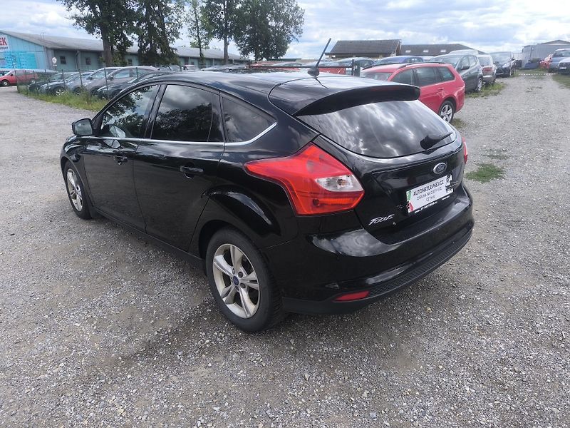 Ford Focus 2.0TDCI103KW,MAX VÝBAVA,KRÁSNÝ - fotka 5 z 27