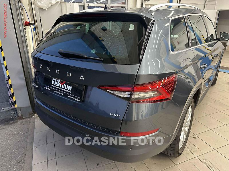 Škoda Kodiaq (2020) 2.0 tdi - fotka 2 z 3