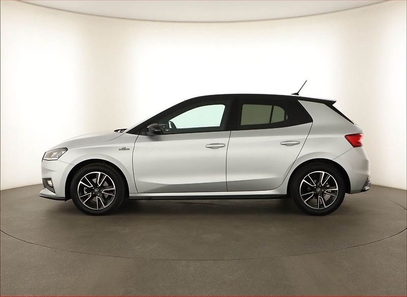 Škoda Fabia (2025) 1.0 TSI, Monte Carlo, FullLed - fotka 3 z 15