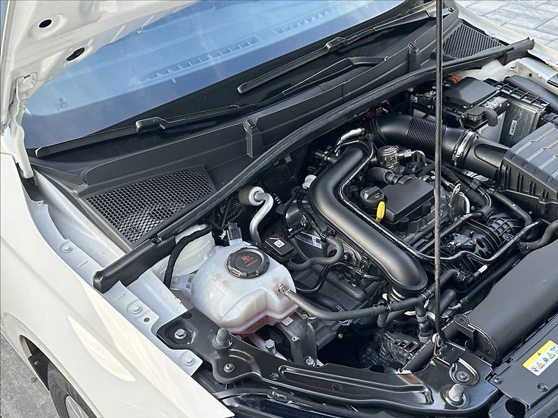 Škoda Fabia 1,0 TSI 110PS  Style DSG - fotka 46 z 53