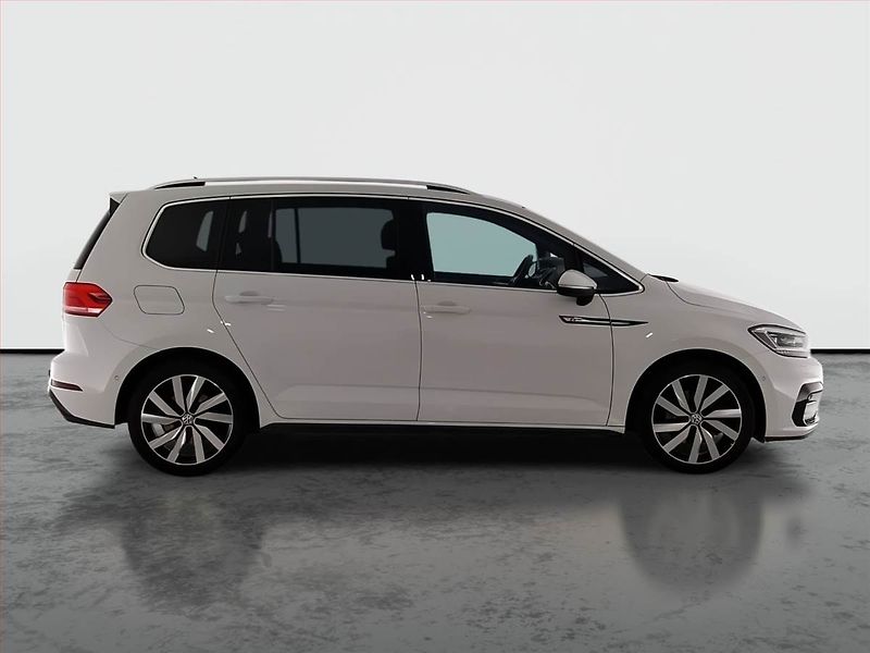 Volkswagen Touran (2017) R-Line 2.0 TDI, Automat - fotka 6 z 24