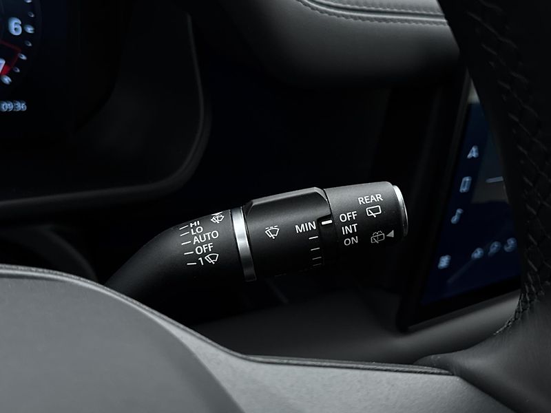 Land Rover Defender 110 P425 X-DYNAMIC REZERVACE - fotka 22 z 50