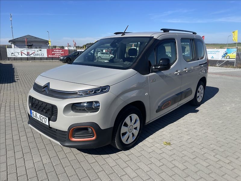 Citroën Berlingo 1,5 BlueHDi 96kw XTR Tažné Kli - fotka 30 z 35