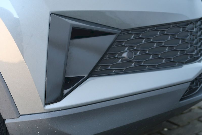 Škoda Karoq (2025) Top Selection 1.5 TSI 110 kW D - fotka 11 z 28