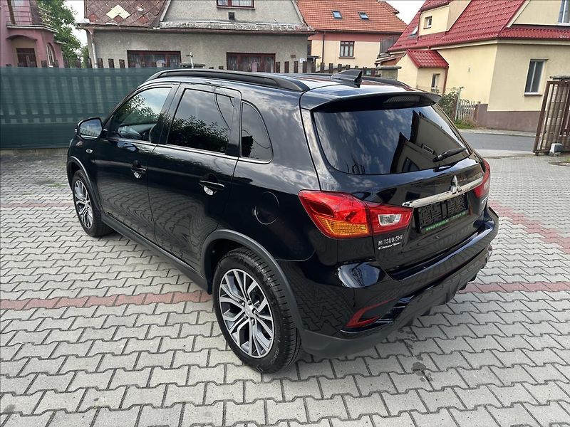 Mitsubishi ASX 1,6 EDITION 100+ TOP - fotka 7 z 27