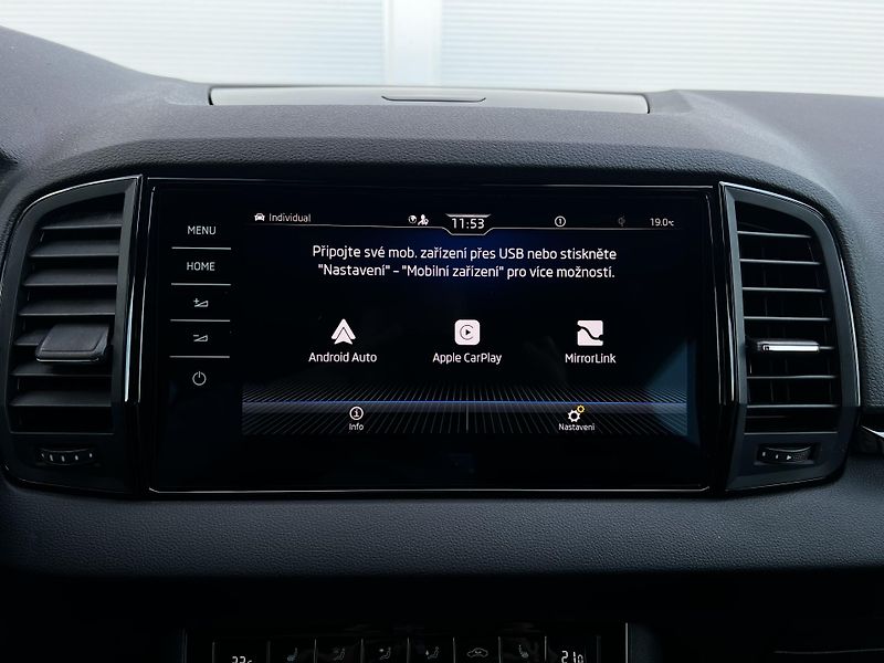 Škoda Karoq 2.0TDI DSG4x4 Sportline TZ DPH - fotka 15 z 28