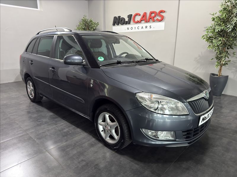 Škoda Fabia 1,2   TSI STYLE TEMPO TAŽNÉ - fotka 2 z 22