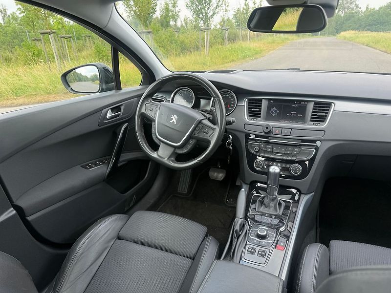 Peugeot 508 SW AUTOMATICKÁ PŘEVODOVKA,PANO - fotka 11 z 18