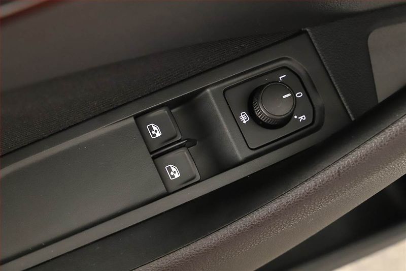 Škoda Scala (2023) Ambition 1.5 TSI, ČR,1.maj - fotka 14 z 16