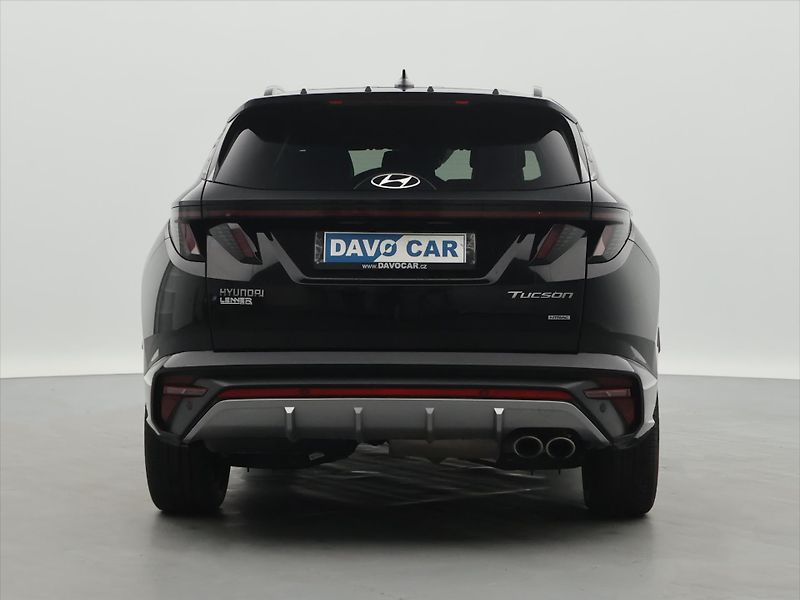 Hyundai Tucson 1,6 CRDI Aut. 4x4 N-Line DPH - fotka 6 z 31