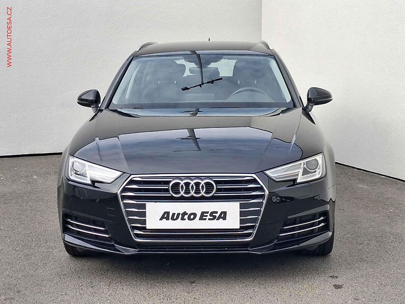 Audi A4 (2016) 2.0 TFSi, AT, bixen, navi, - fotka 2 z 21