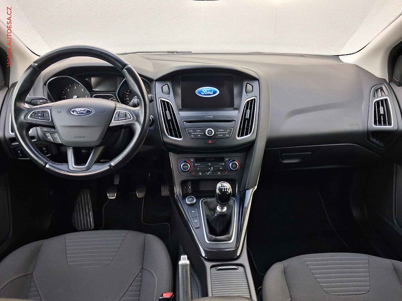 Ford Focus (2018) 1.5TDCI, 2.maj,ČR, navi - fotka 8 z 18